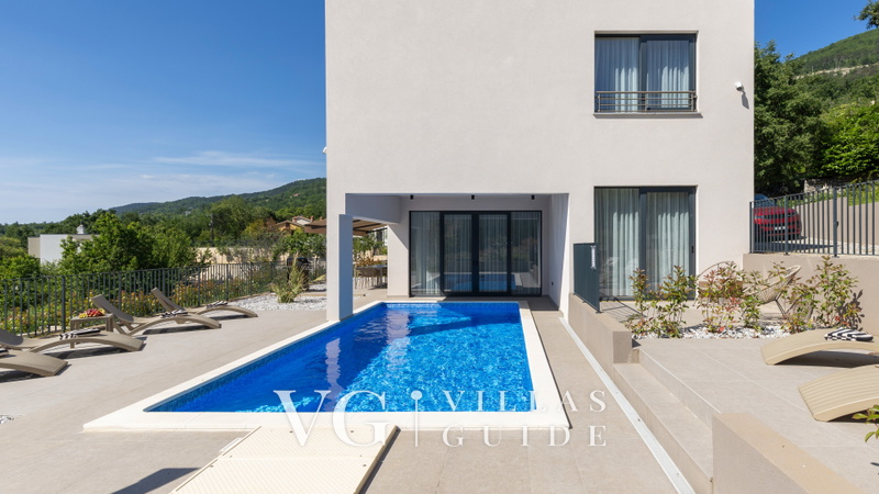 Casa Fani with seaview & heated pool & wellness Garden and property exterior