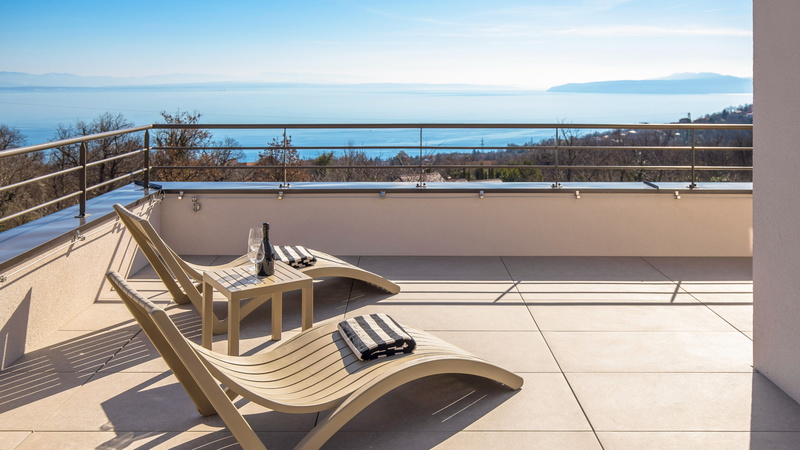 Casa Fani with seaview & pool & wellness