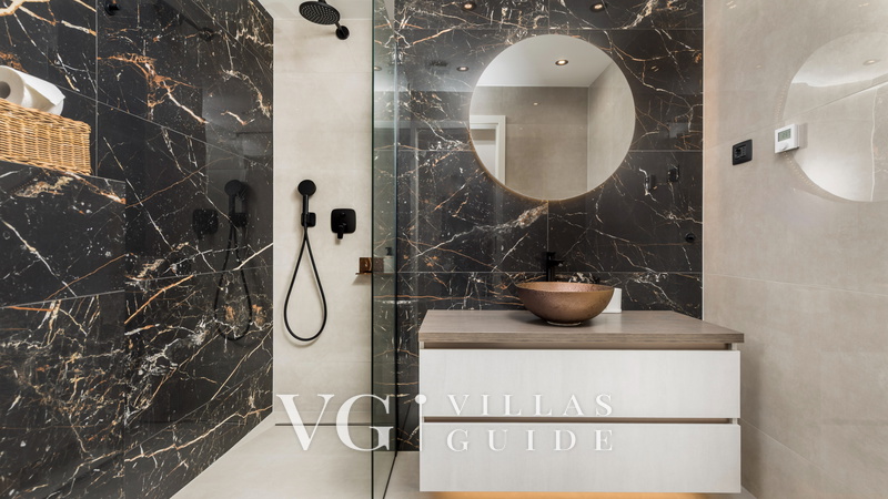 Casa Fani with seaview & pool & wellness Bathroom