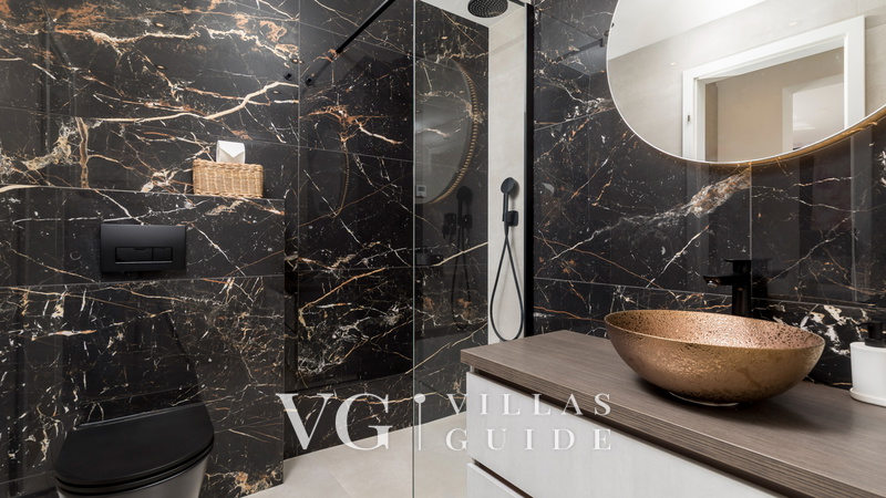 Casa Fani with seaview & pool & wellness Bathroom