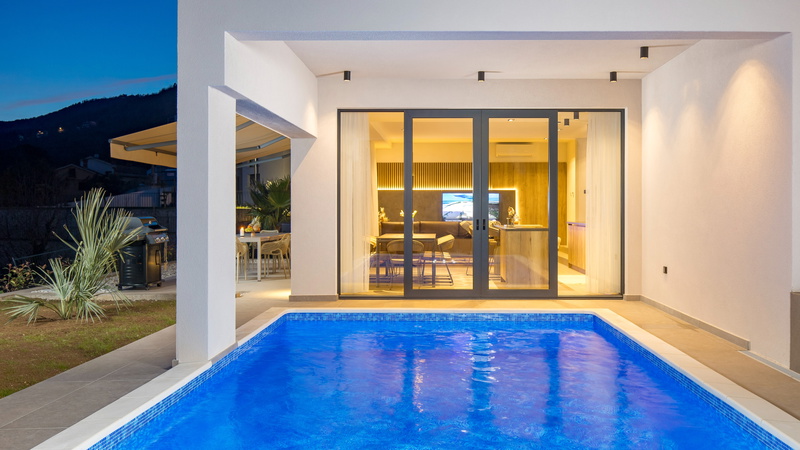 Casa Fani with seaview & pool & wellness