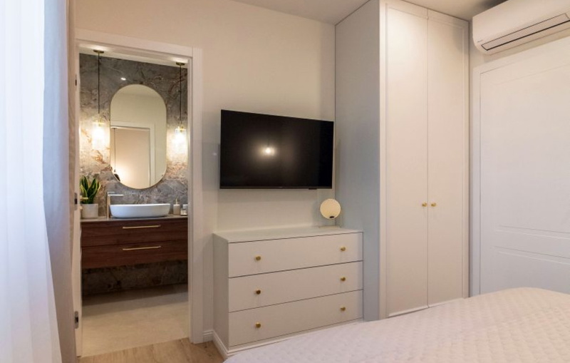 Modern Istrian Villa Lere with Pool, BBQ Lounge & Activities