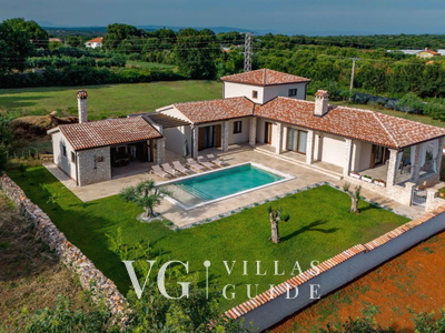 Modern Istrian Villa Lere with Pool, BBQ Lounge & Activities