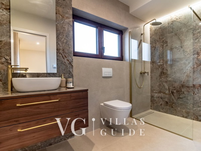 Modern Istrian Villa Lere with Pool, BBQ Lounge & Activities Bathroom