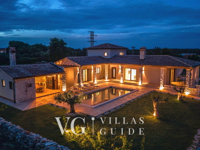 Modern Istrian Villa Lere with Pool, BBQ Lounge & Activities