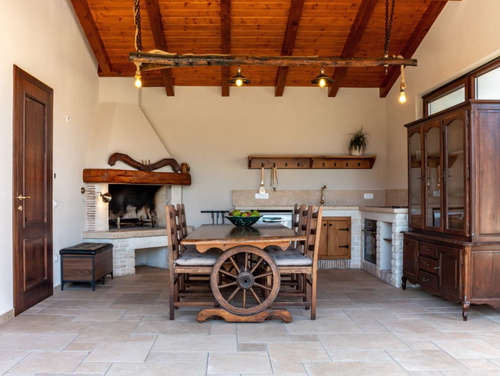 Modern Istrian Villa Lere with Pool, BBQ Lounge & Activities