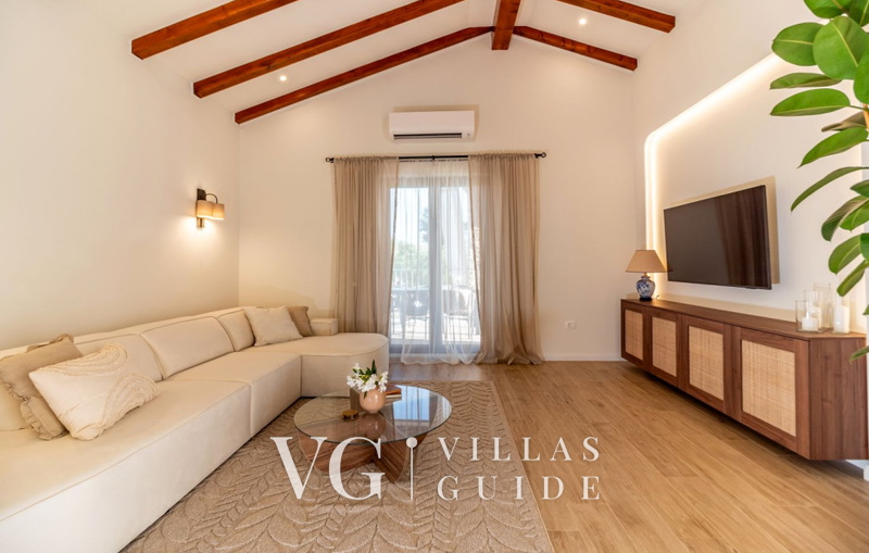 Modern Istrian Villa Lere with Pool, BBQ Lounge & Activities Wohnzimmer