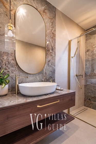 Modern Istrian Villa Lere with Pool, BBQ Lounge & Activities Bagno