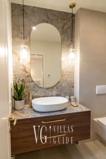 Villa Lere Bathroom