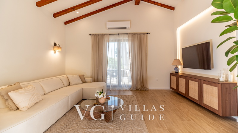 Modern Istrian Villa Lere with Pool, BBQ Lounge & Activities