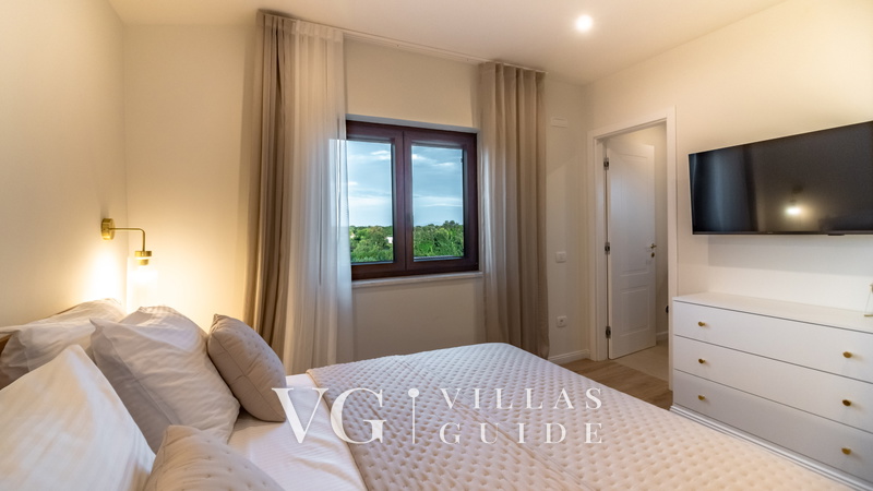 Modern Istrian Villa Lere with Pool, BBQ Lounge & Activities