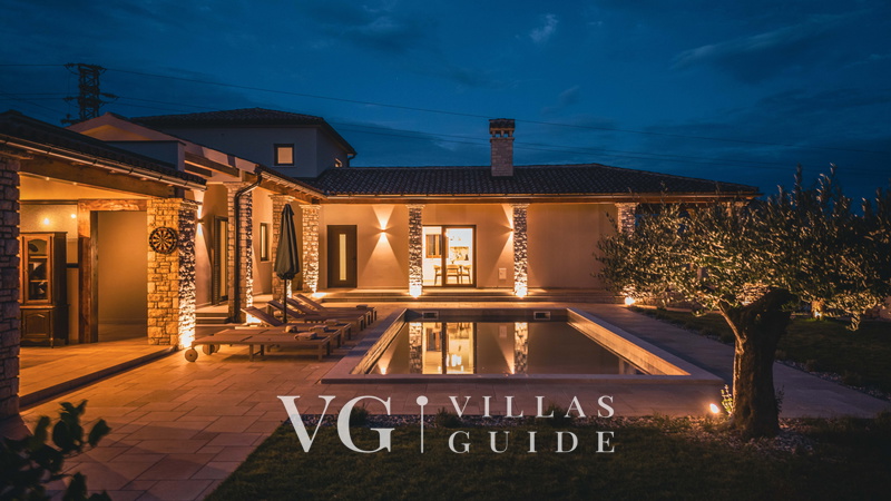 Modern Istrian Villa Lere with Pool, BBQ Lounge & Activities