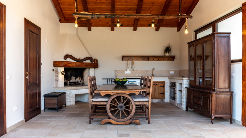 Modern Istrian Villa Lere with Pool, BBQ Lounge & Activities