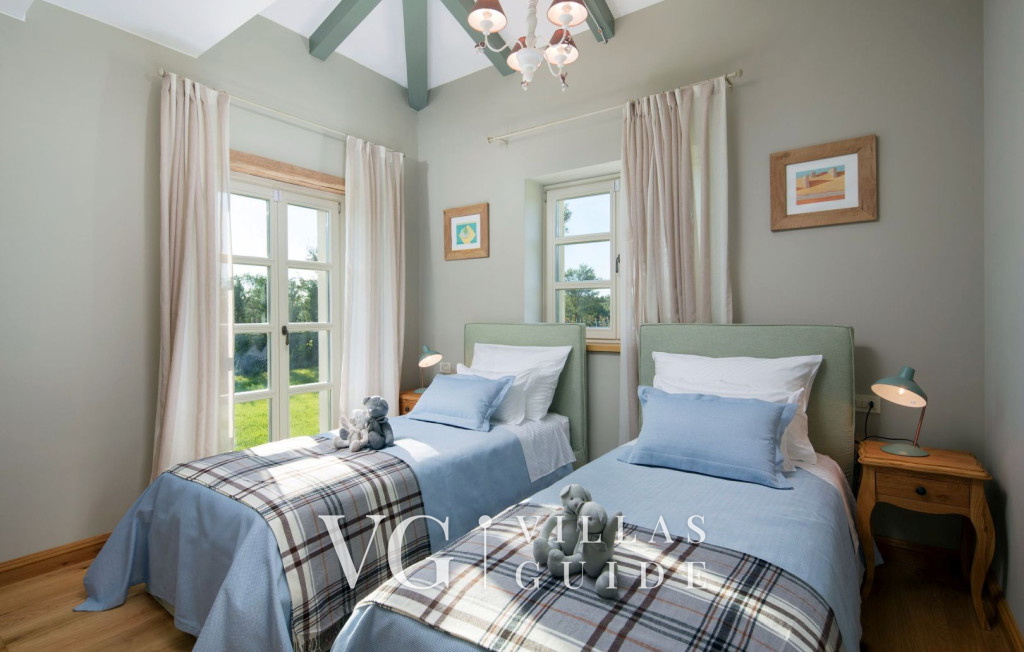 Villa Nevia Bedroom