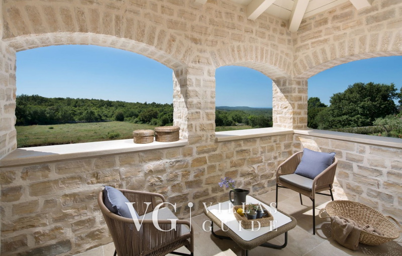 Villa Nevia Additional content