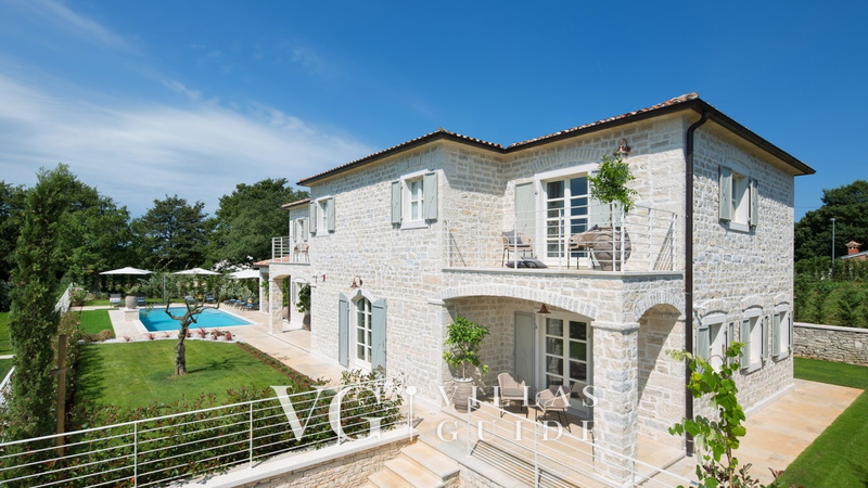 Villa Elena Garten und Außenbereich