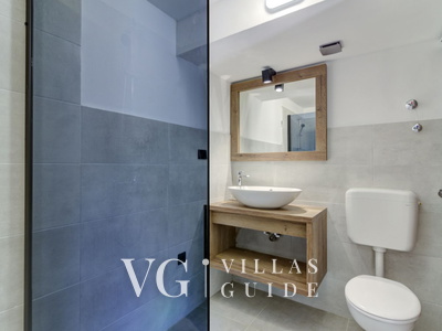 Villa Casa Verde with pool&whirpool Kupaonica