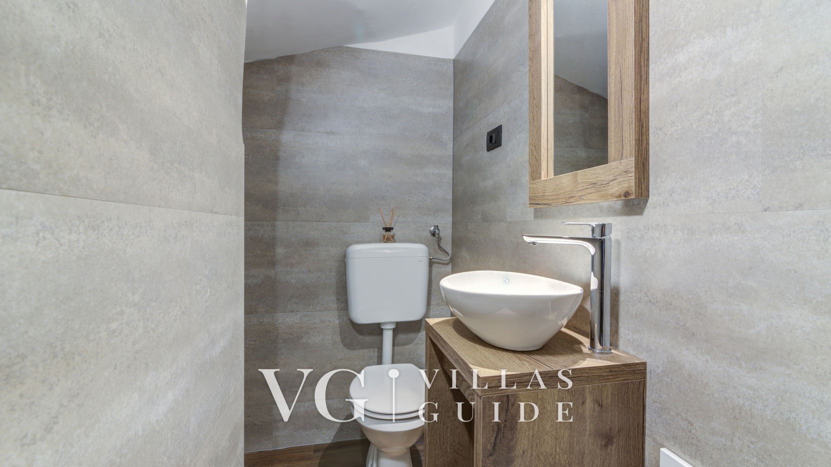 Villa Casa Verde with pool&whirpool Guest toilet