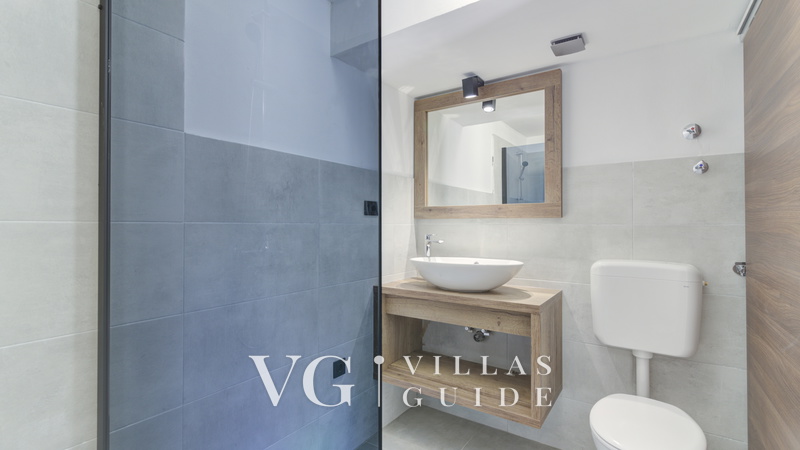 Villa Casa Verde with pool&whirpool Bathroom