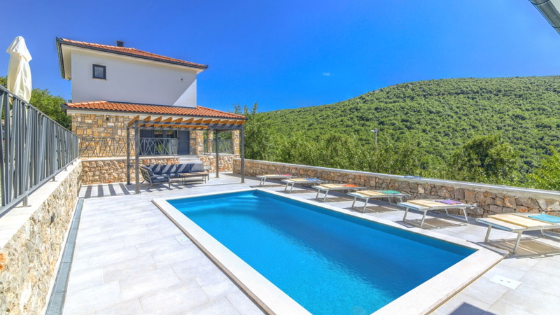 Villa Casa Verde with pool&whirpool