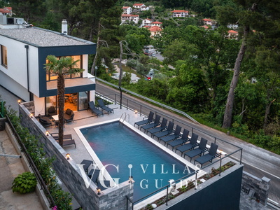 Villa Magica Garden and property exterior