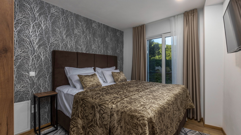 Villa Amelie with pool&whirpool&sauna