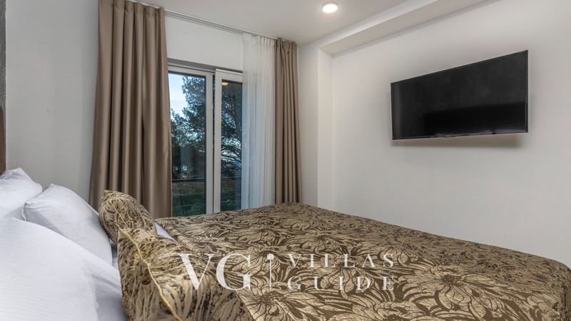 Villa Amelie with pool&whirpool&sauna Spavaća soba