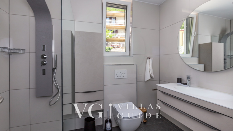 Villa Amelie with pool&whirpool&sauna Bathroom