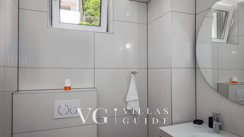 Villa Amelie with pool&whirpool&sauna Bathroom