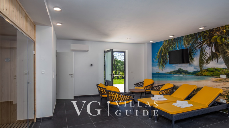 Villa Amelie with pool&whirpool&sauna wellness