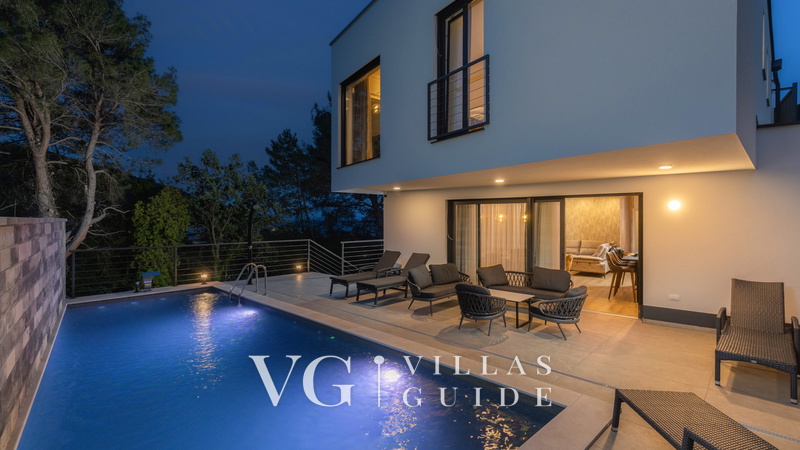 Villa Amelie with pool&whirpool&sauna