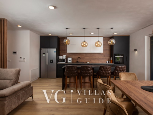 Villa Amelie with pool&whirpool&sauna