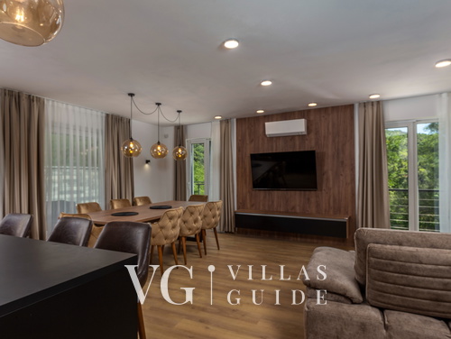 Villa Amelie with pool&whirpool&sauna