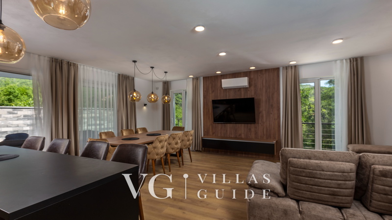 Villa Amelie with pool&whirpool&sauna