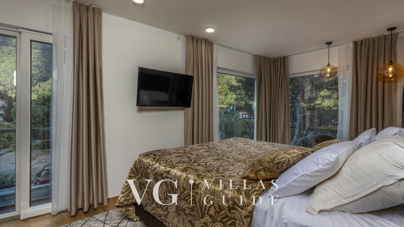 Villa Amelie with pool&whirpool&sauna Bedroom