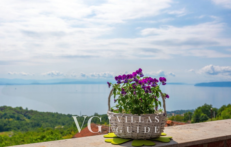 Casa Dea Contenuto aggiuntivo