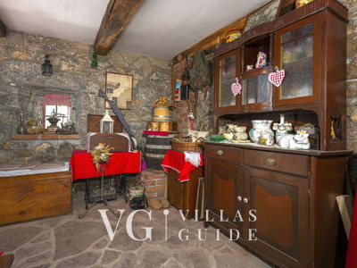 Casa Dea Additional content