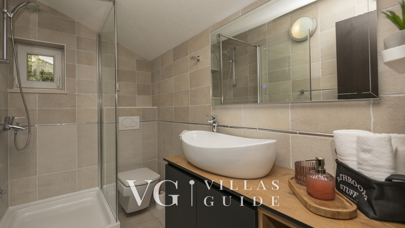 Villa Elizabeta - Makarska Kupaonica