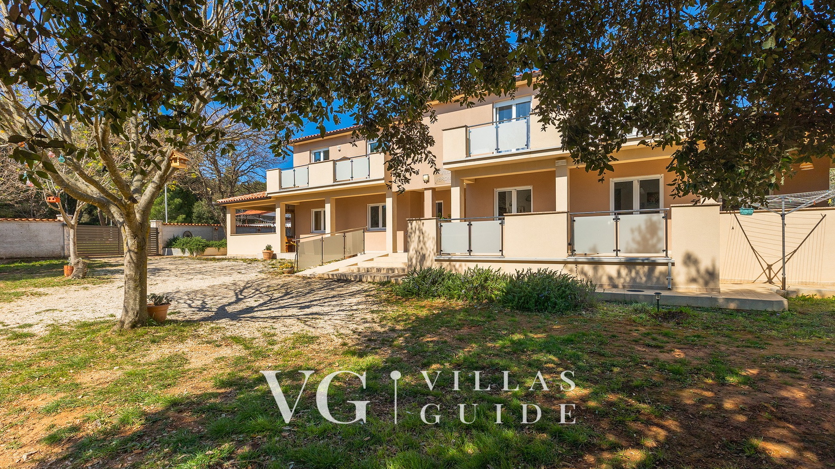 Villa Veronika 1 – Private Twin House with Shared Playground & BBQ
