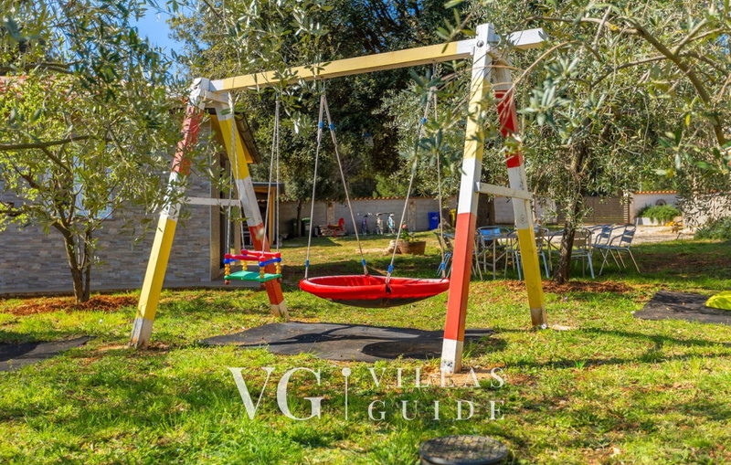 Villa Veronika II Additional content