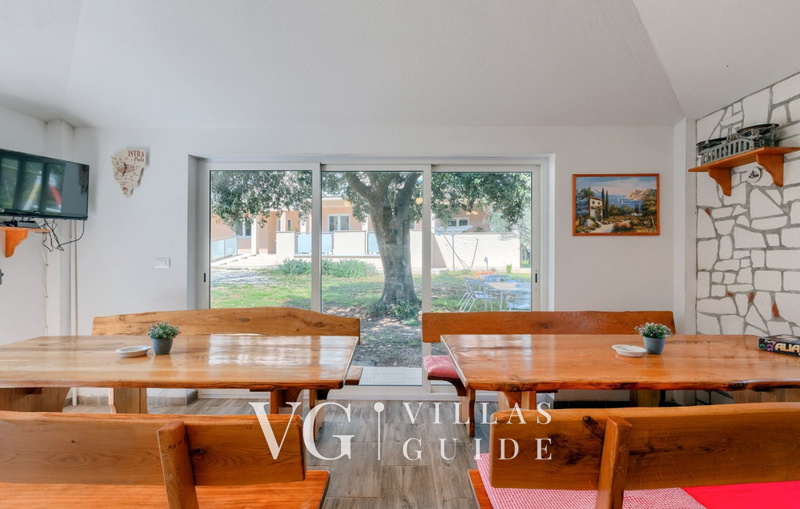 Villa Veronika II Additional content