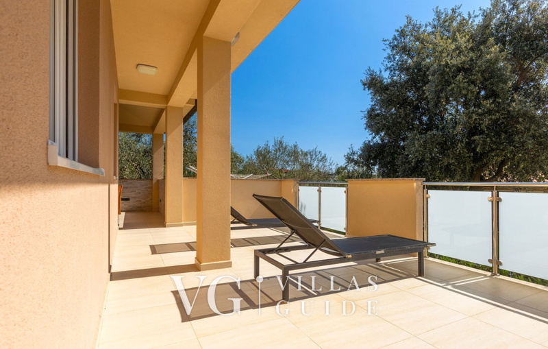 Villa Veronika II Additional content