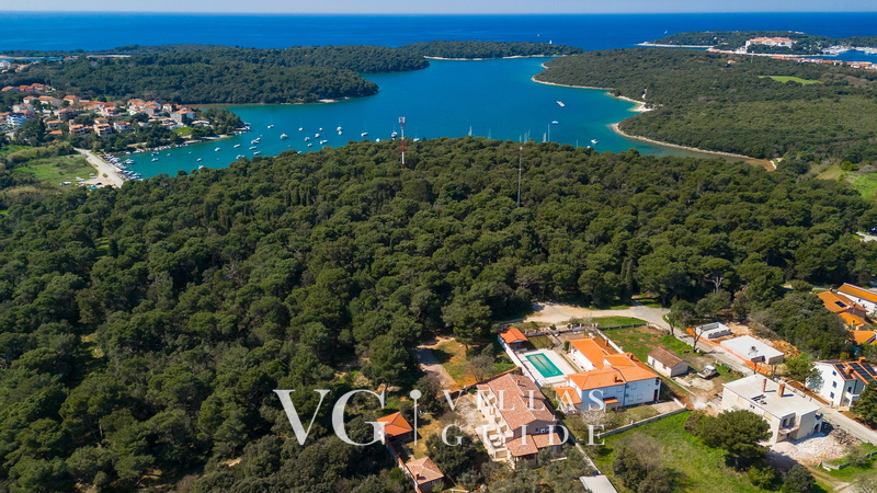 Villa Veronika II Microlocation