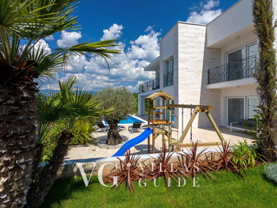 Vila Zarra Additional content