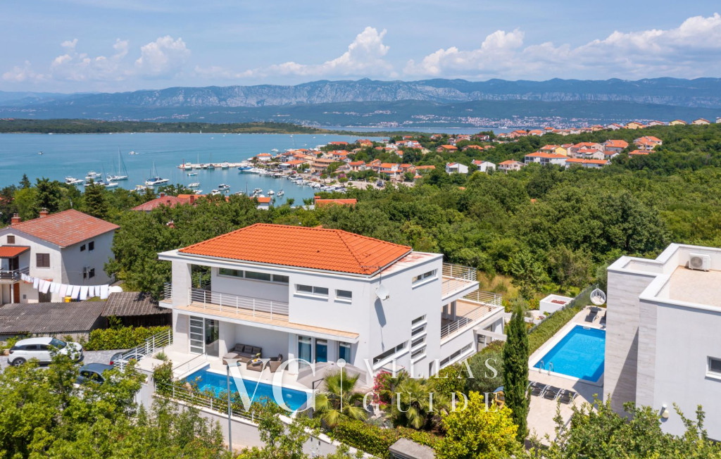 Casa Mariposa Garden and property exterior