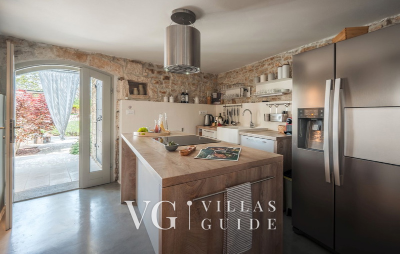 Villa Nar Kitchen
