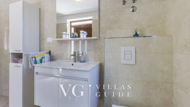 Villa Ana - Labin Bathroom