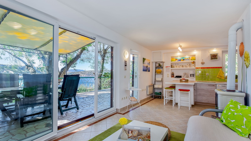 Villa Relax with pool&beachfront&pet friendly Crikvenica