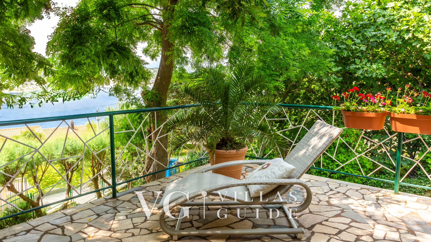 Villa Relax with pool&beachfront&pet friendly Crikvenica