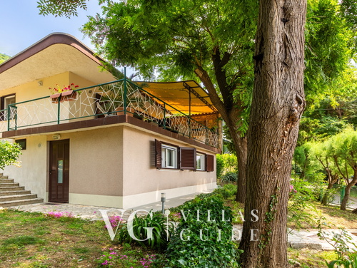 Villa Relax with pool&beachfront&pet friendly Crikvenica